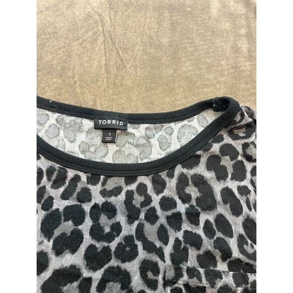 Torrid 1 Relaxed fit leopard print layering summer top career casual - Picture 4 of 6